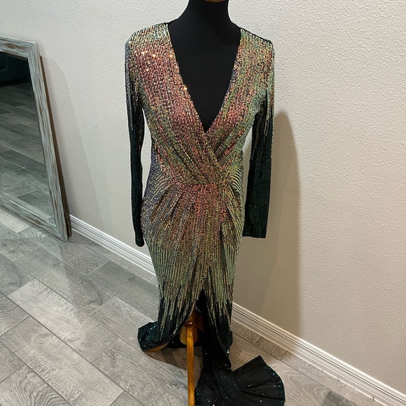 V Neck Maxi Sequin Multicolored Evening Dress - Picture 5 of 8